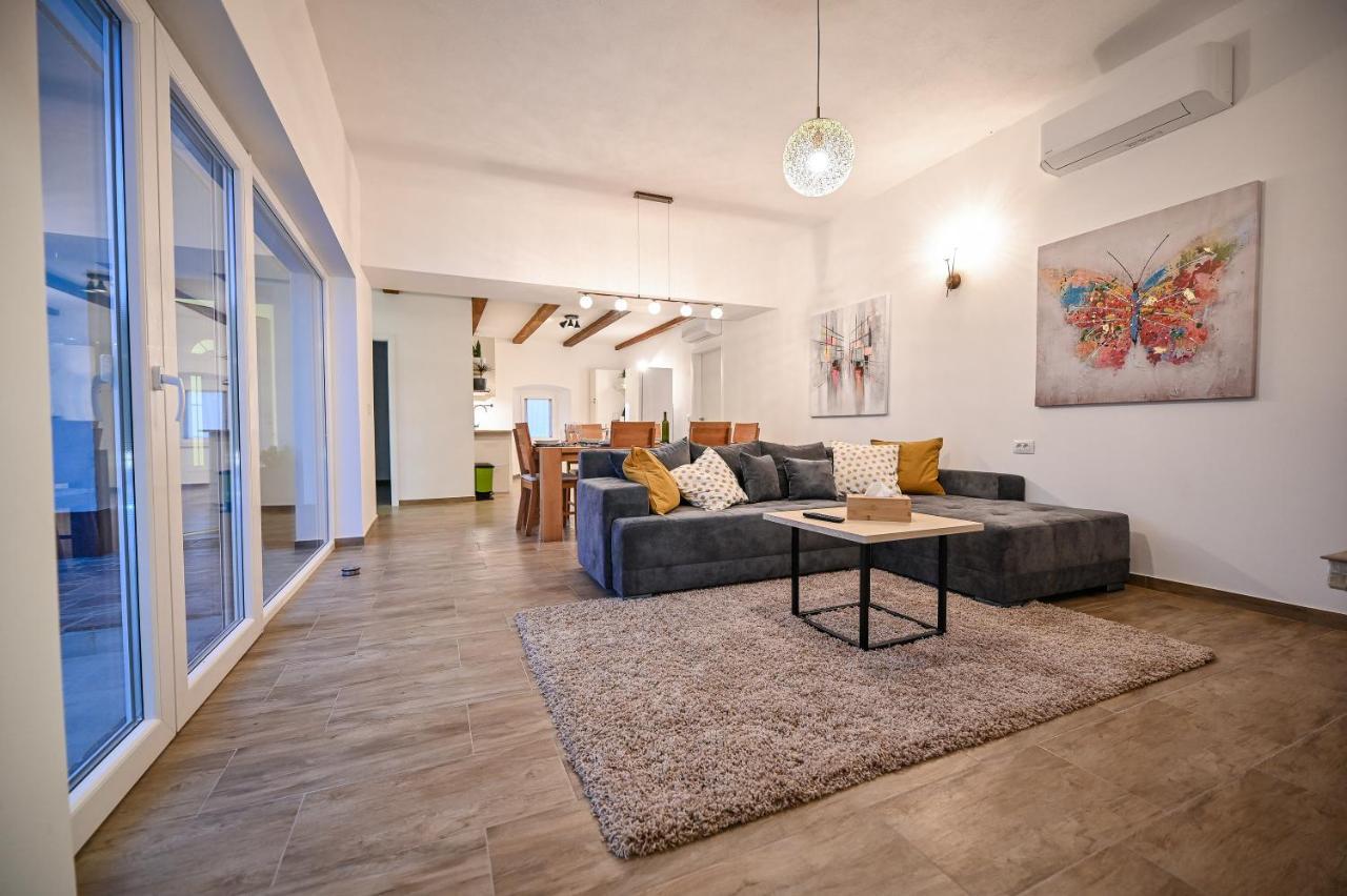 Villa Burra Hreljin Extérieur photo